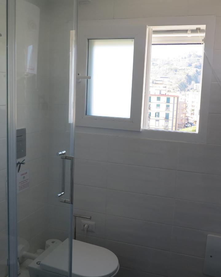 Bonbonniere In Chiaia District Apartment เนเปิลส์ ภายนอก รูปภาพ